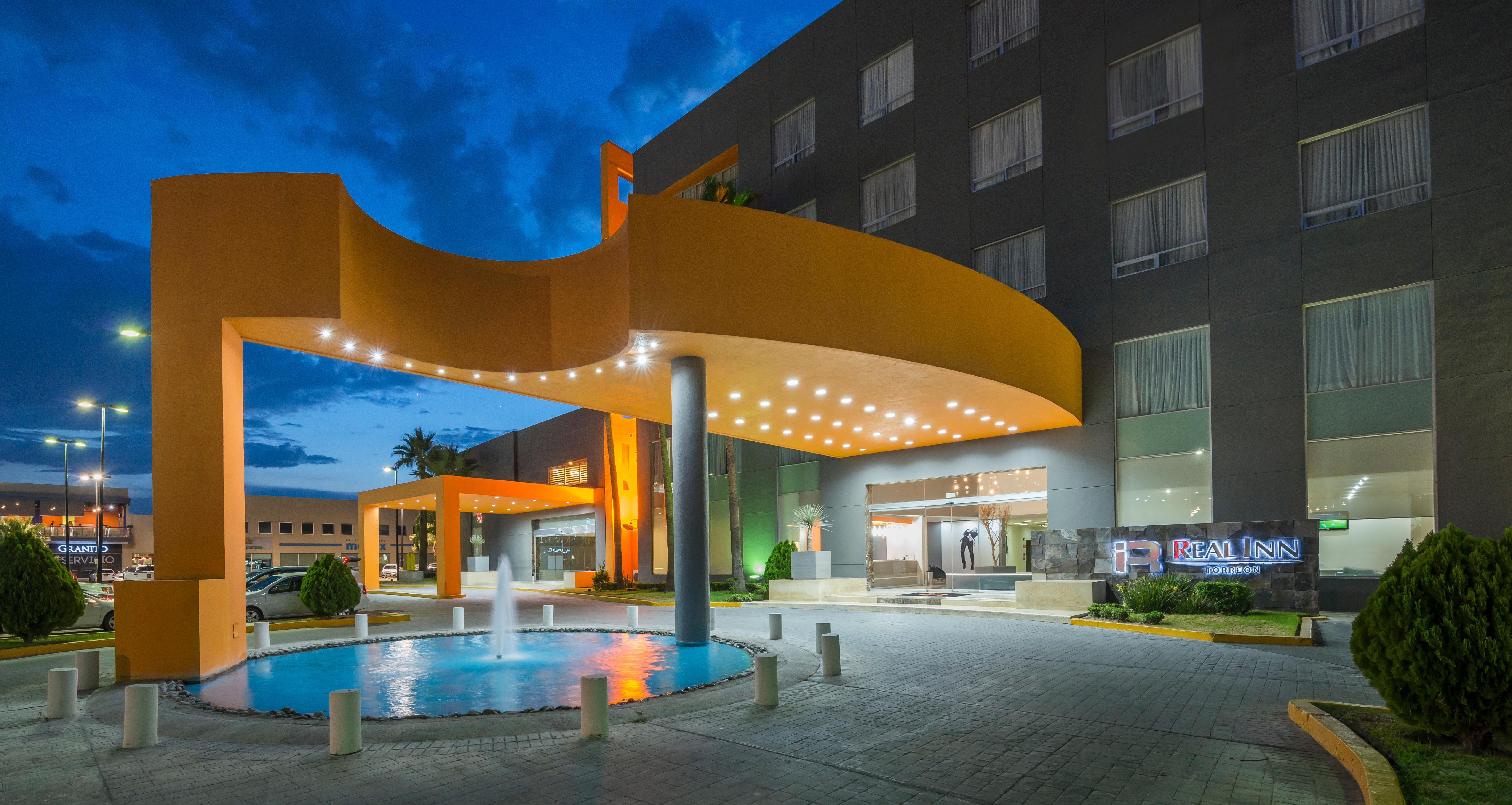 Real Inn โทร์เรออน ภายนอก รูปภาพ
