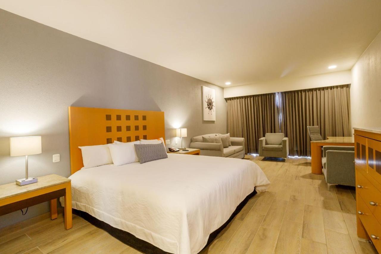 Real Inn โทร์เรออน ภายนอก รูปภาพ
